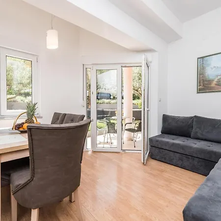 Apartman Mihaela