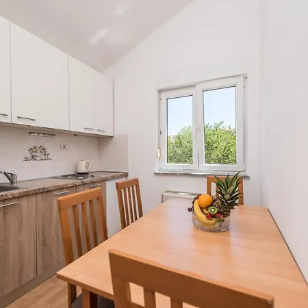 Mihaela Apartman
