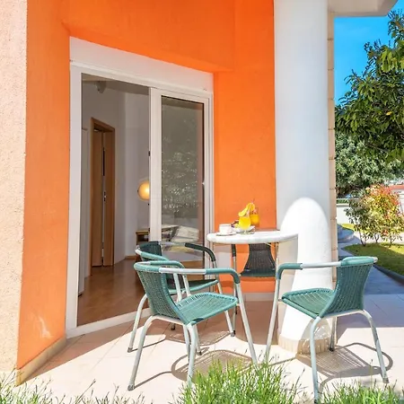 Mihaela Apartman *