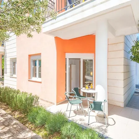 Mihaela Apartman *