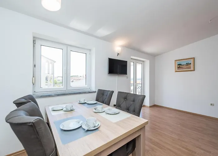 Mihaela Appartement *