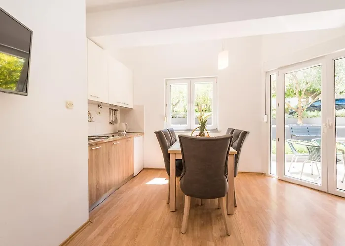 Mihaela * Трогир